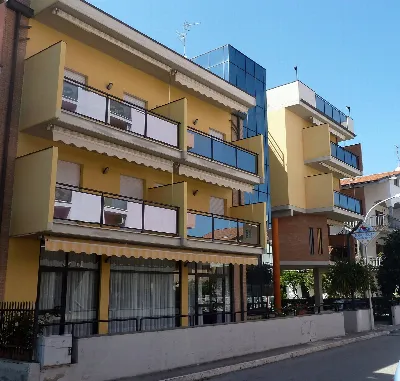 Palazzo/Stabile in vendita a Tortoreto - foto 3