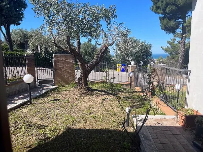 Villa in vendita a San Benedetto del Tront... - foto 5