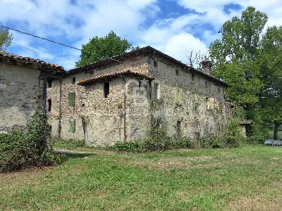 Palazzo/Stabile in vendita a Castelvetro d... - foto 1