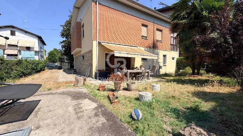 Casa Indipendente in vendita a Modena, Buon Pastore, Sant'agnese, Vaciglio, Morane - foto 1