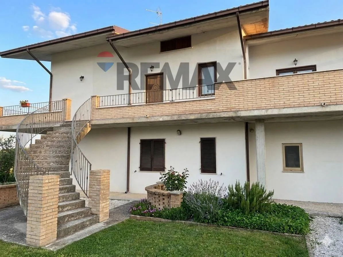 Casa Indipendente in vendita a Lettomanoppello - foto 3