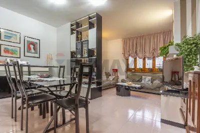 Casa Indipendente in vendita a Fara Filior... - foto 2