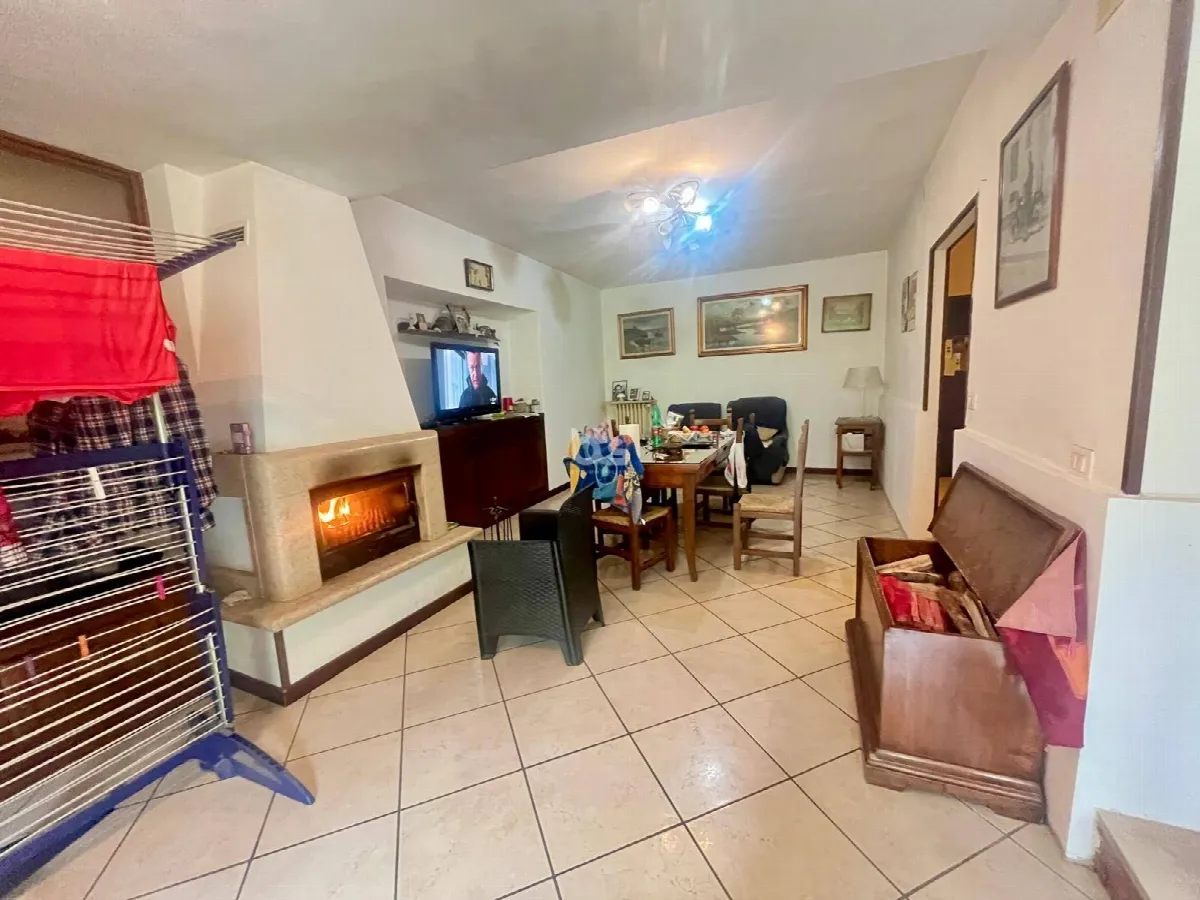 Casa Indipendente in vendita ad Adrara San Rocco - foto 2