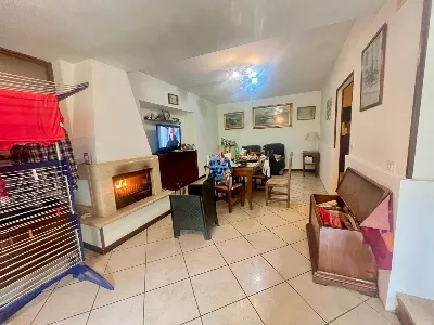 Casa Indipendente in vendita a Adrara San ... - foto 2