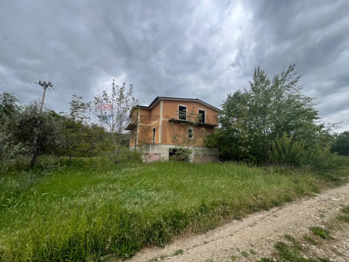 Villa in vendita a Venosa - foto 3