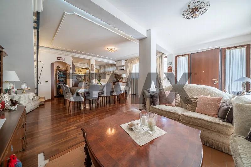 Villa in vendita a Roma, Lunghezza, Castelverde - foto 1