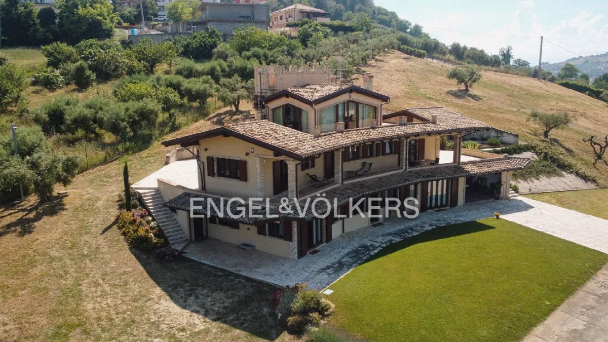 Villa in vendita a Città Sant'Angelo - foto 3