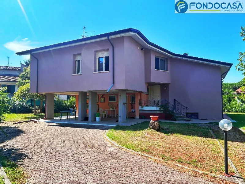 Villa in vendita a Massarosa - foto 1