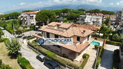 Villa in vendita a Camaiore - foto 3