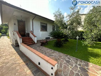 Villa in vendita a Massarosa - foto 5