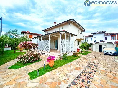 Villa a Pietrasanta