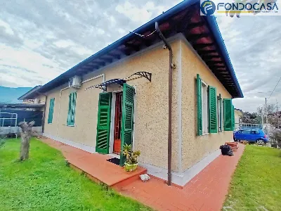 Casa Indipendente in vendita a Pietrasanta - foto 2