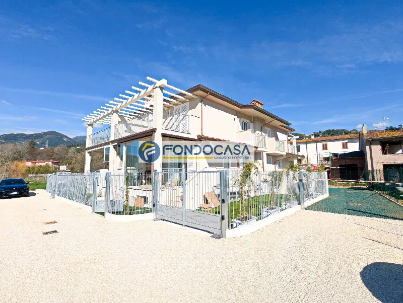 Villa in vendita a Camaiore - foto 1