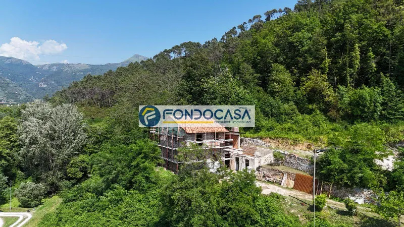 Villa in vendita a Camaiore - foto 1