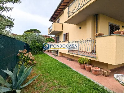 Casa Indipendente in vendita a Pietrasanta - foto 2