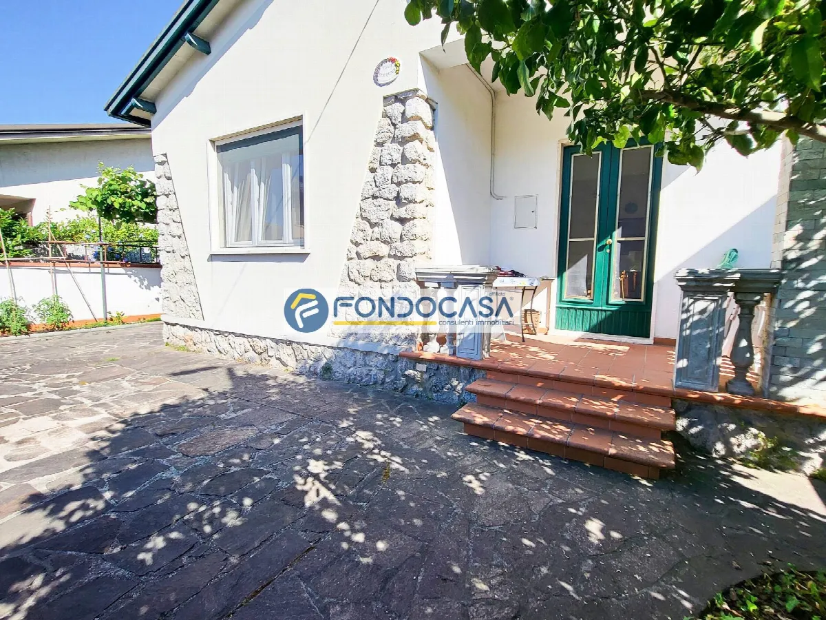 Villa in vendita a Camaiore - foto 2