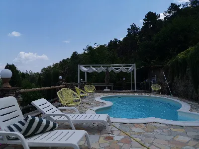 Villa in vendita a Buti - foto 1