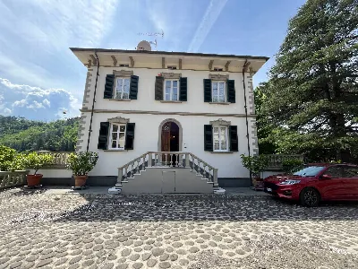 Villa in vendita a Bagni di Lucca - foto 2