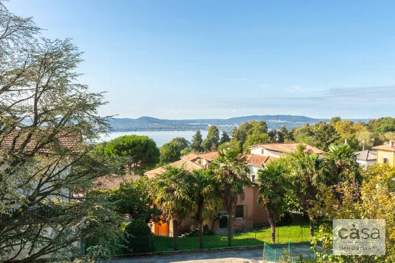 Villa in vendita a Comerio - foto 1