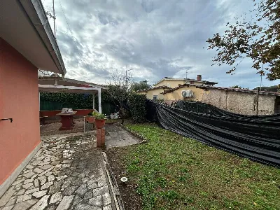 Villa in vendita ad Aprilia - foto 10