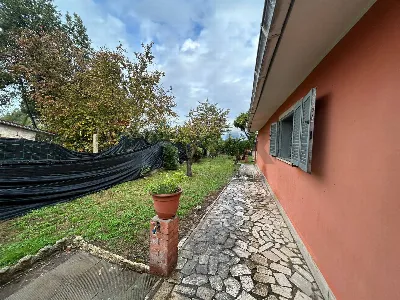Villa in vendita ad Aprilia - foto 9