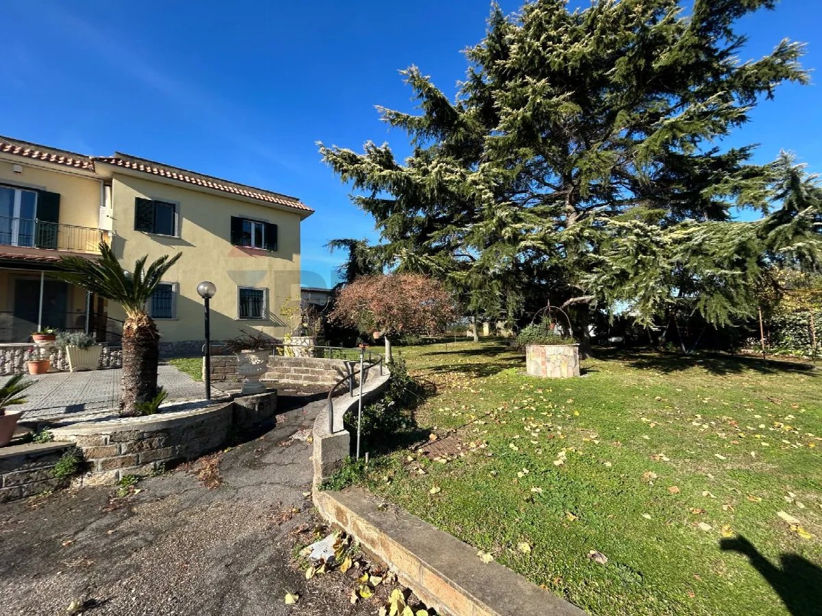 Villa in vendita ad Aprilia - foto 3