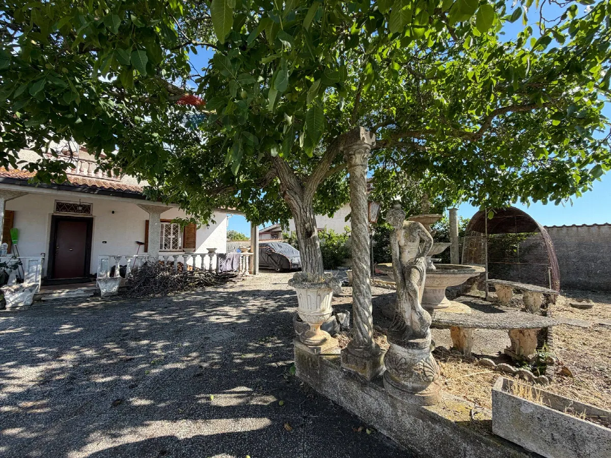 Villa in vendita ad Aprilia - foto 3