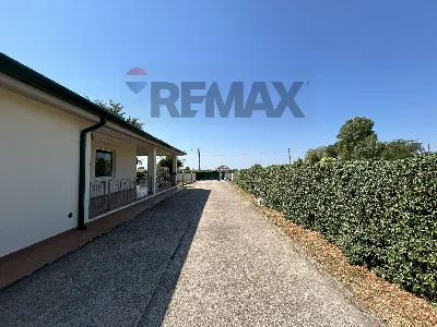 Casa Indipendente in vendita a Velletri - foto 2