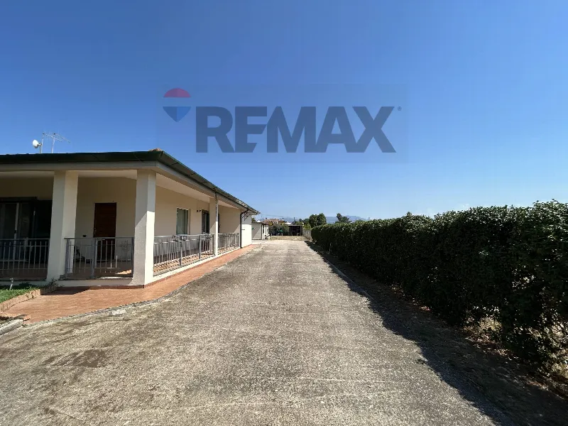 Casa Indipendente in vendita a Velletri - foto 1