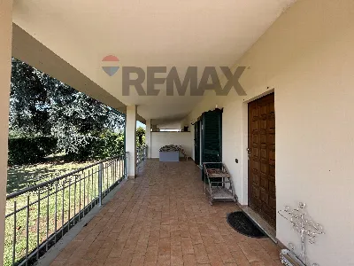 Casa Indipendente in vendita a Velletri - foto 2