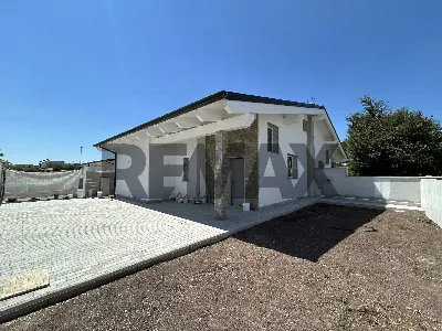 Casa Indipendente in vendita a Aprilia - foto 1