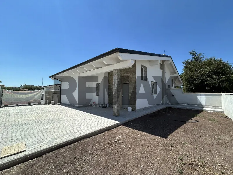 Casa Indipendente in vendita ad Aprilia - foto 1