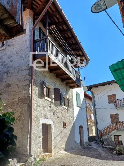 Rustico/Casale in vendita a Savogna - foto 2