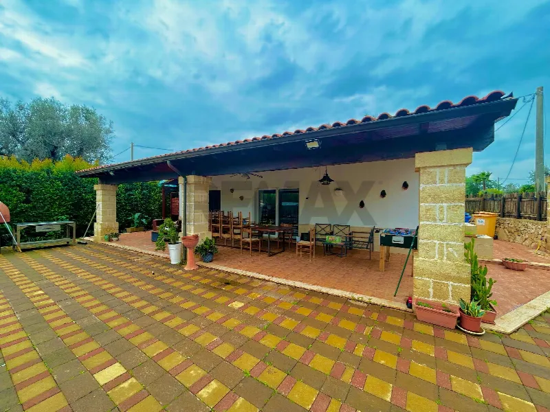 Villa in vendita a San Vito dei Normanni - foto 1