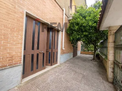Casa Indipendente in vendita a Lequile - foto 2
