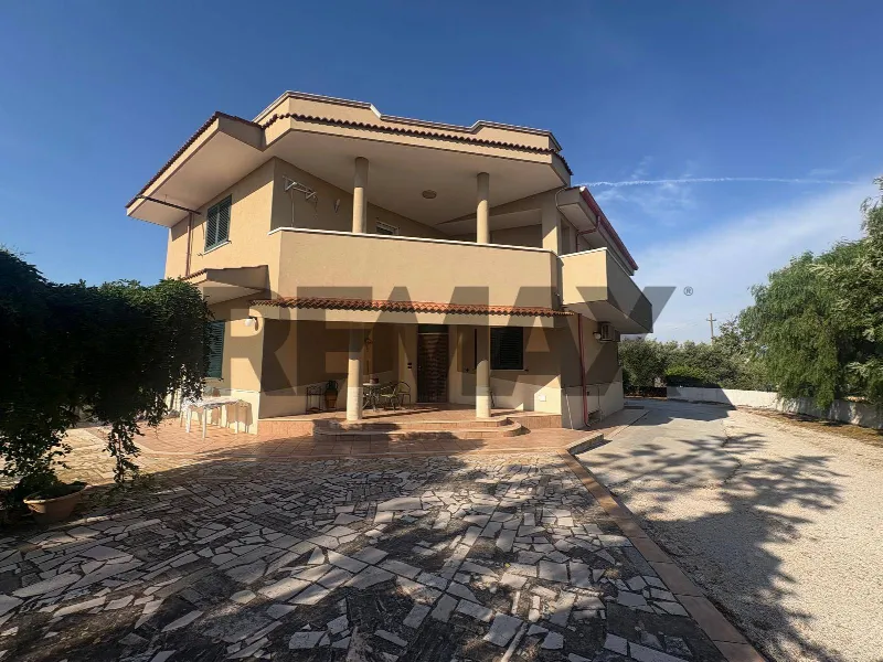 Casa Indipendente in vendita a San Vito dei Normanni - foto 1