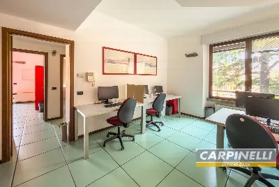 Ufficio in vendita a Desio - foto 2