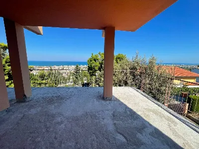 Villa in vendita a San Benedetto del Tront... - foto 3