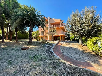 Villa in vendita a San Benedetto del Tront... - foto 6