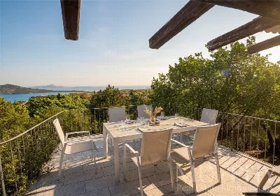 Villa in vendita a Arzachena - foto 1