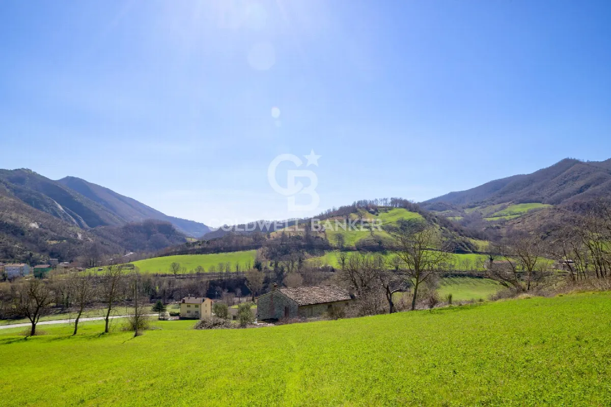 Rustico/Casale in vendita a Cantiano - foto 4