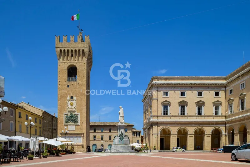 Rustico/Casale in vendita a Recanati - foto 1