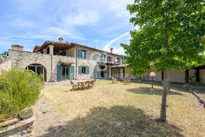 Rustico/Casale in vendita a Gubbio - foto 6