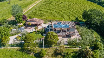 Rustico/Casale in vendita a Perugia - foto 1