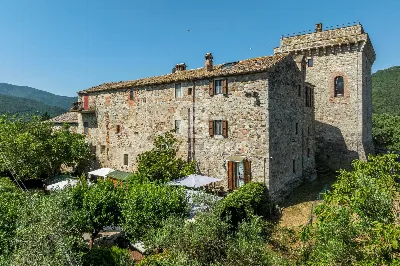 Palazzo/Stabile in vendita a Todi - foto 2