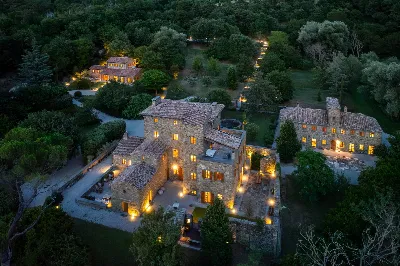 Rustico/Casale in vendita a Cortona - foto 1