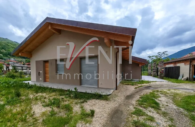Villa in vendita a Pinasca - foto 1