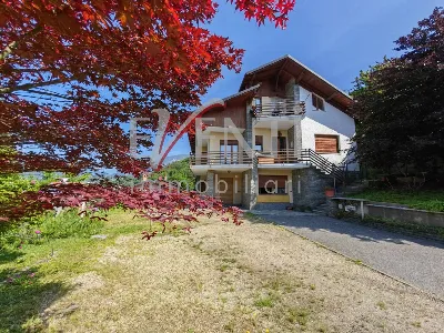 Villa in vendita a Pinasca - foto 1