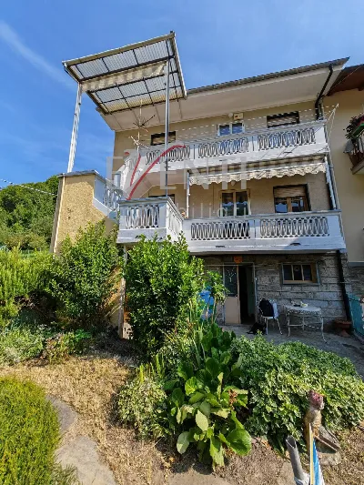 Villa a Perosa Argentina