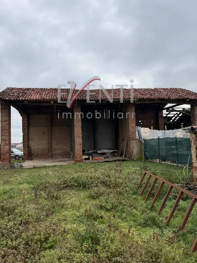 Rustico/Casale in vendita a Piscina - foto 3